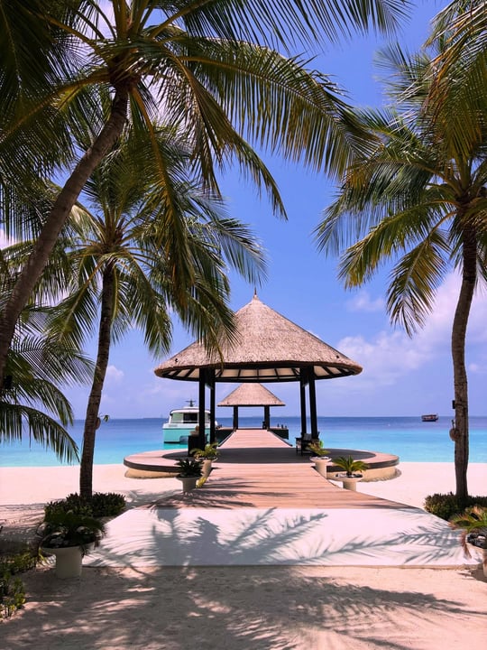 Foto geteilt von OZEN RESERVE BOLIFUSHI am 21. Juli 2026 mit Markierung @back_to_the_south_coast und @bolifushimaldives. Möglicherweise ein Bild von Ozean, Cabana und Text.