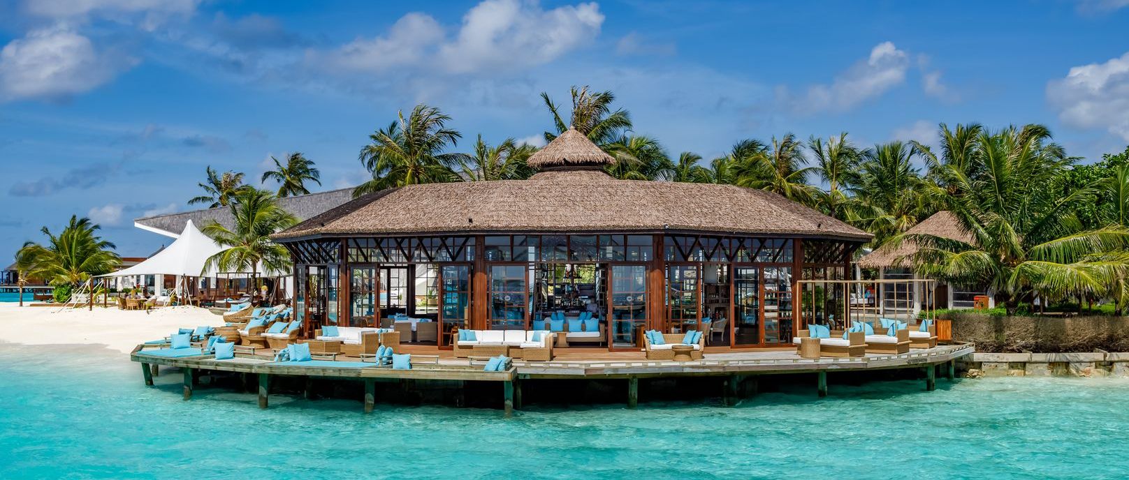 OZAR restaurant