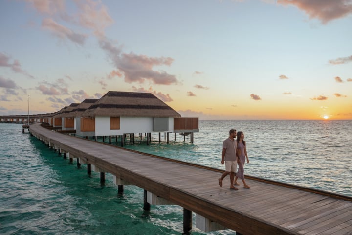 Foto di Pullman Maldives Maamutaa presso Pullman Maldives Maamutaa Resort. Potrebbe contenere: oceano, crepuscolo e testo.