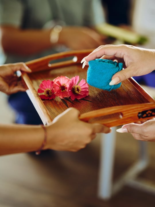 Un petit aperçu de notre atelier DIY de masques pour le visage pendant la Pullman Vibrance Week. 🌿✨

Des ingrédients Fresh, des fleurs tropicales et un peu de créativité manuelle se sont réunis au Spa, où les clients ont appris co