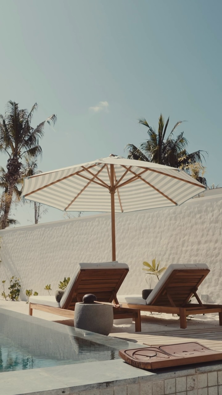Home, for a while.

#RAHGILIMALDIVES
#SIXANDSIXPRIVATEISLANDS
#LiveYourLifestyle