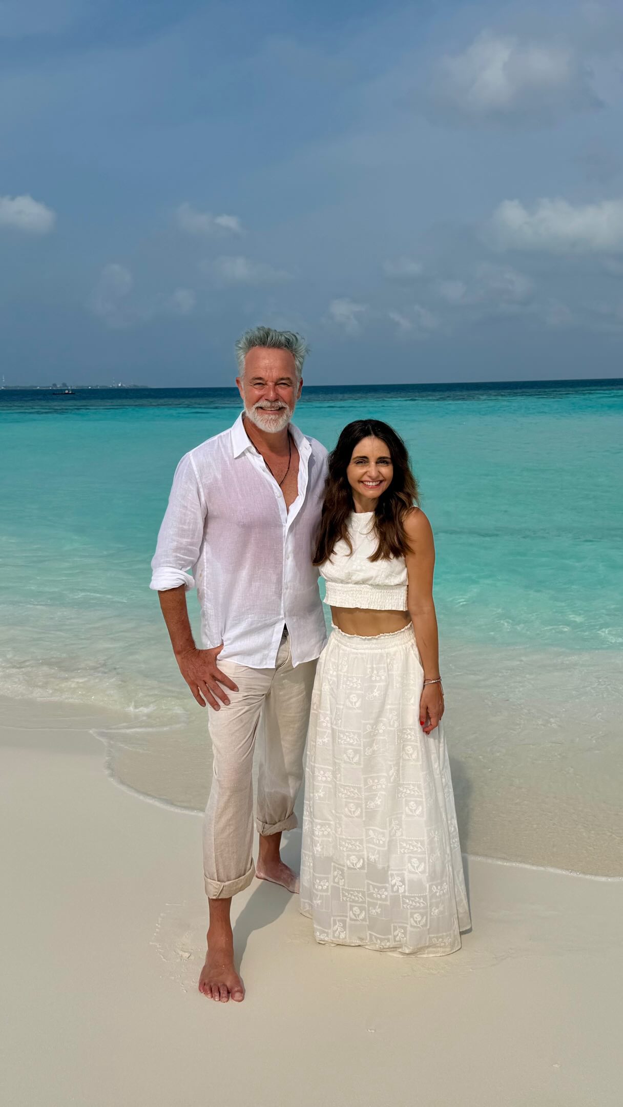 Una nuovissima stagione di Luxury Escapes: The World's Best Holidays è arrivata! ✨

Vola diretto da Melbourne alle Maldive con Pia Miranda e Cam Daddo, dove si sistemano in ville di lusso prima di provare