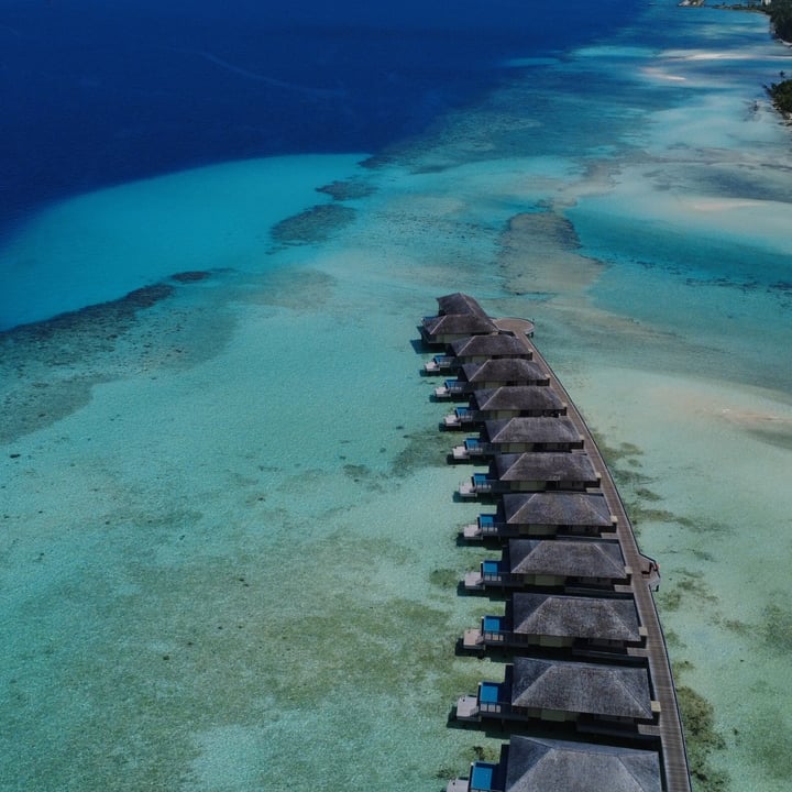 Views from my drone 🩵

#maldives #maldivesbeach #maldivesisland #dronepointofview #drone