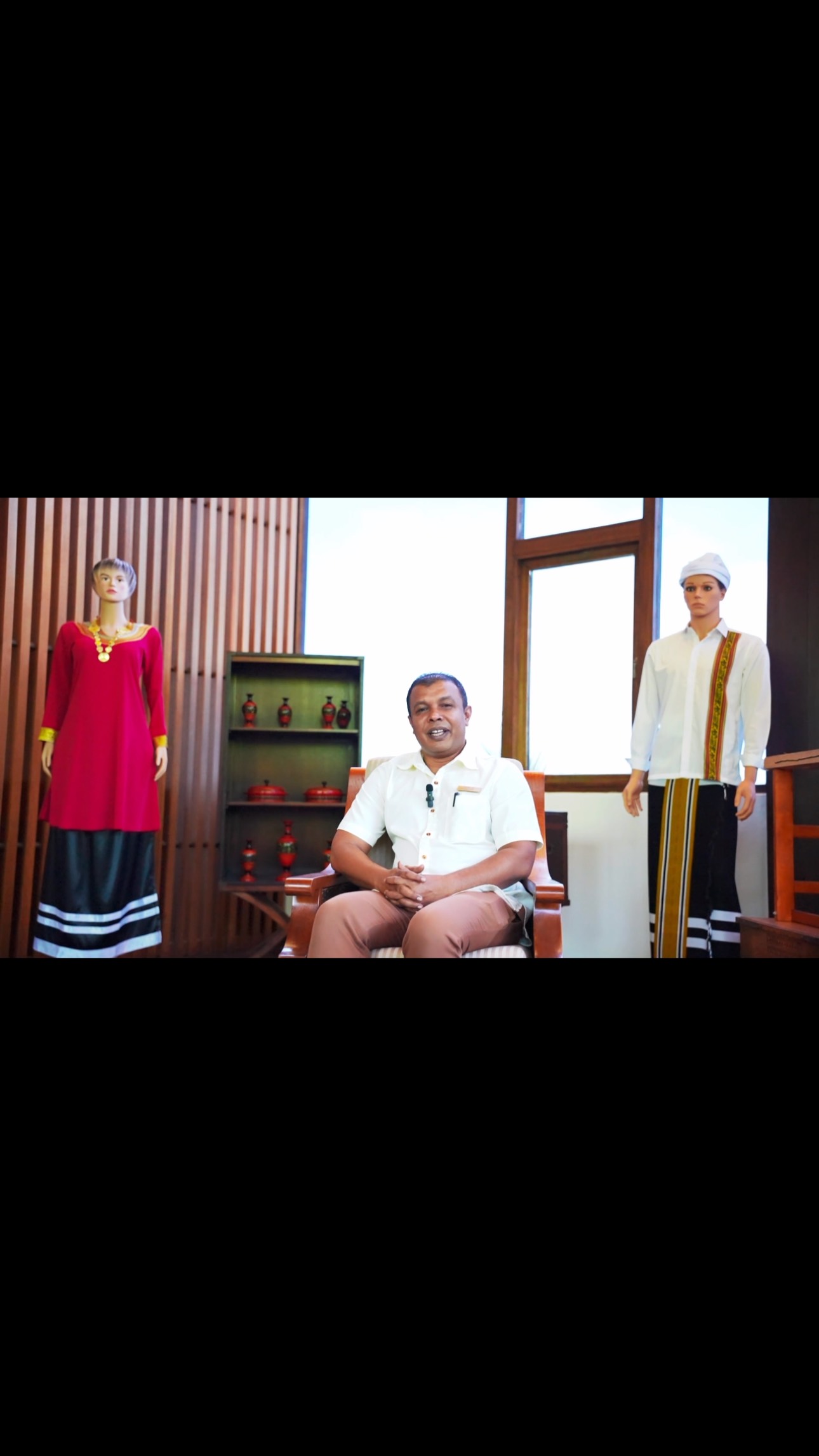 Scopri i volti dietro i tuoi momenti preferiti al resort. ✨

Ti presentiamo il Sig. Ibrahim, Director of Food & Beverage presso The Residence Maldives Falhumaafushi, la cui passione e leadership contribuiscono a creare esperienze eccezional