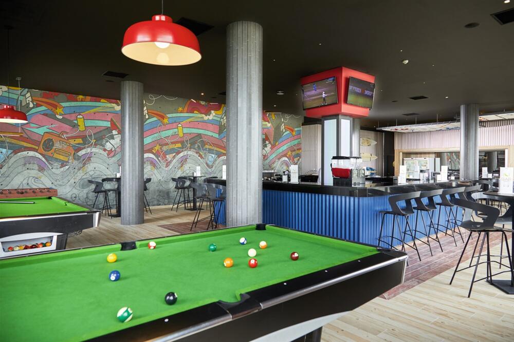 Sports Bar restaurant