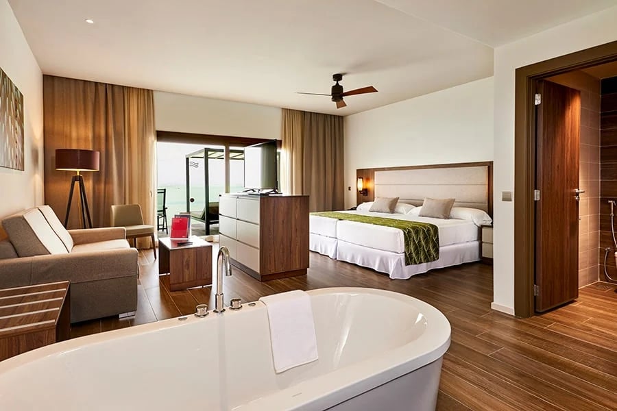 Superior Junior Suite – Überwasser im Hotel Riu Atoll