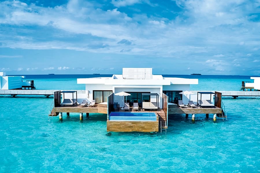 Suite mit privatem Pool - Overwater im Riu Palace Maldivas