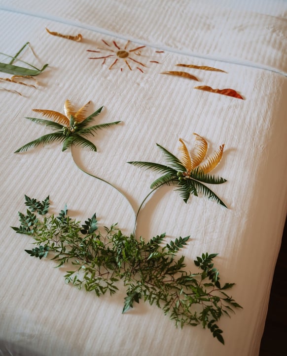 Cette première minute dans une villa sur la plage, c'est toujours celle dont on se souvient.⁠
⁠
La lumière, l'air marin, le calme. Vous posez vos sacs et soudain tout paraît plus doux. C'est le charme insulaire de Royal en un si