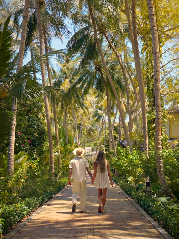 Cartes postales du paradis @royalmaldives 🥥🏝️🐚

📍 Atoll de Baa, Maldives 🇲🇻

Une collection de souvenirs inoubliables créés là où les journées ne sont qu'instants partagés à explorer l'île, flâ