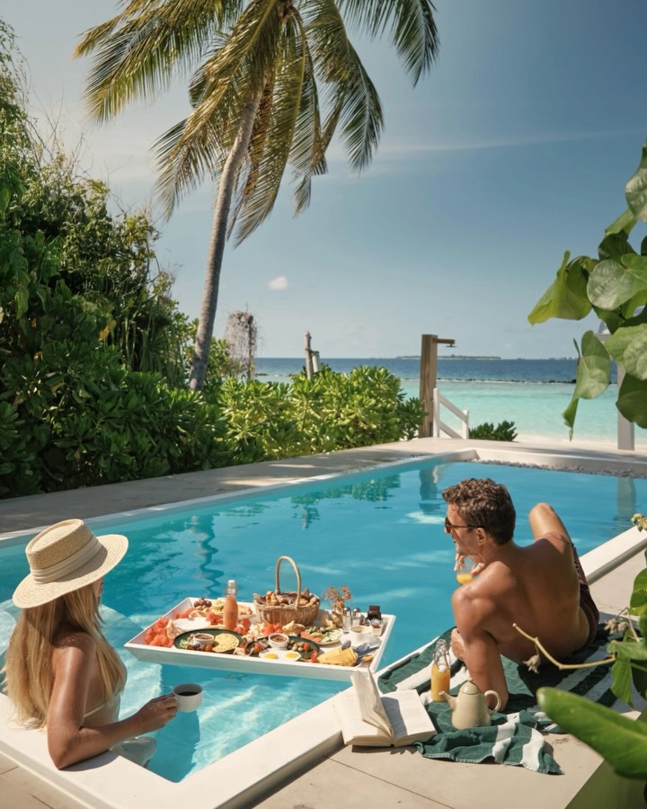A stay in our Beach Pool Villa at Royal Island is all about space, privacy and easy island living.

Wake up a few steps from the beach, ease into your own private pool, and let the day unfold at its o