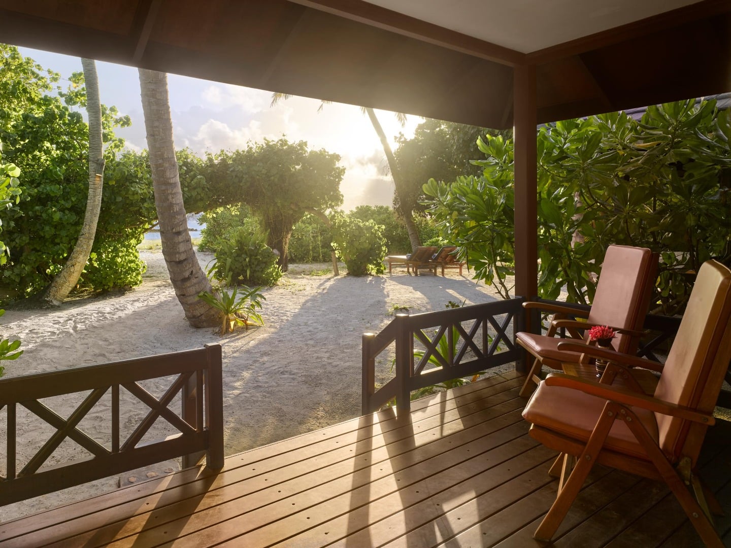 Veranda-Ausblick im Royal Island Resort Maldives