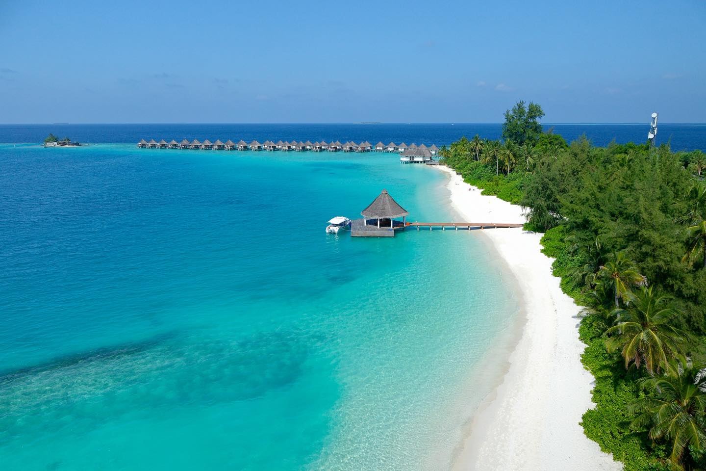 Photo by Safari Island on February 06, 2026. May be an image of beach, ocean and horizon.