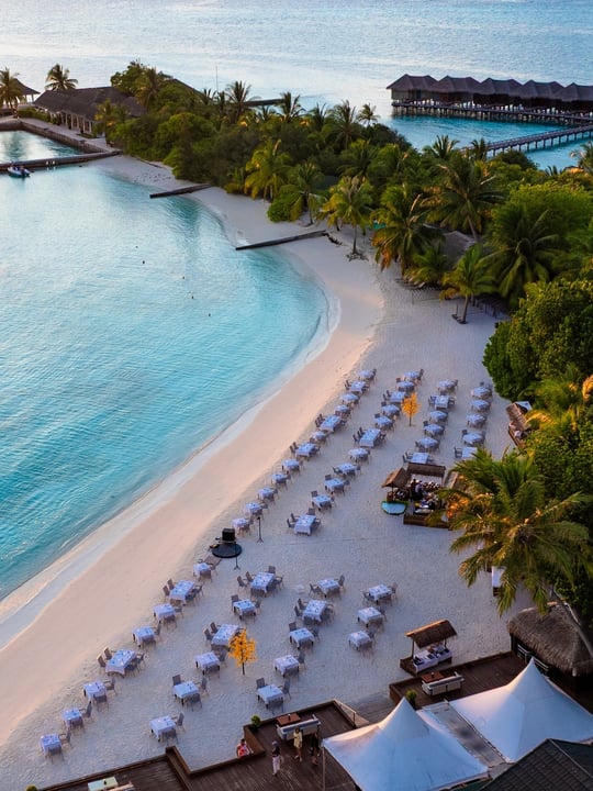 Photo shared by Sheraton Maldives Full Moon Resort & Spa on May 18, 2026 tagging @mesmerizingmaldivesphoto, and @_sharupes._. May be an image of beach, ocean and text.
