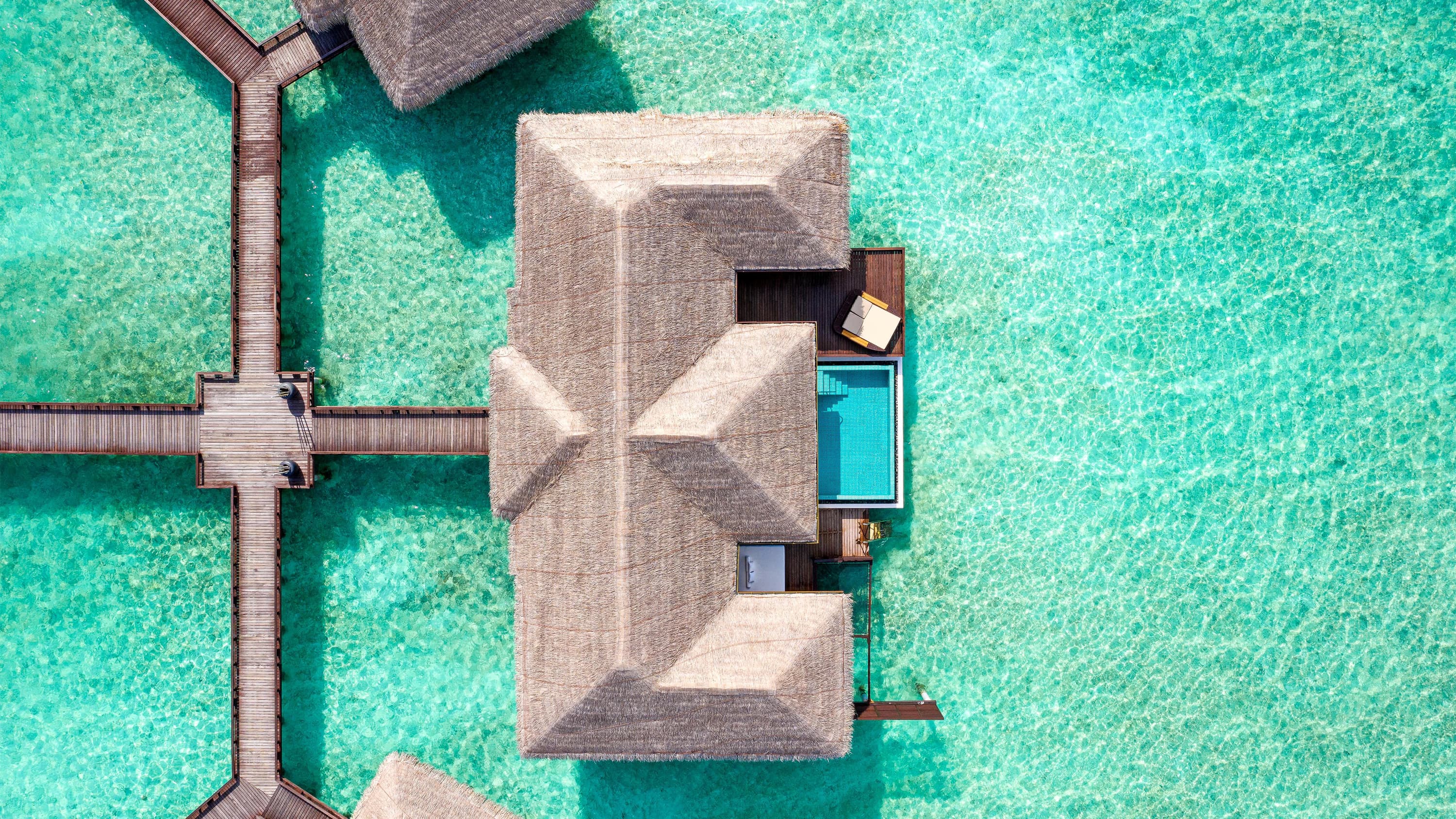 Luftaufnahme der Two-Bedroom Water Suite im Sheraton Maldives Full Moon Resort & Spa