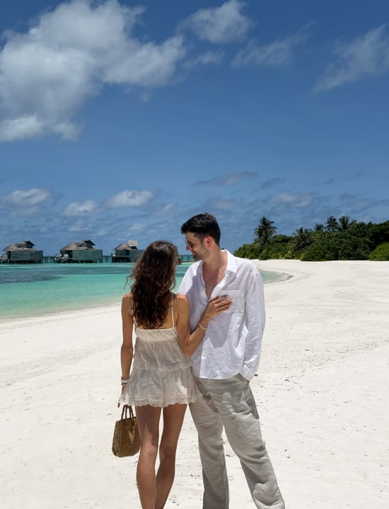 from the maldives album 🌴

📍 @sixsenseslaamu 

.

#maldives #couple #honeymoon