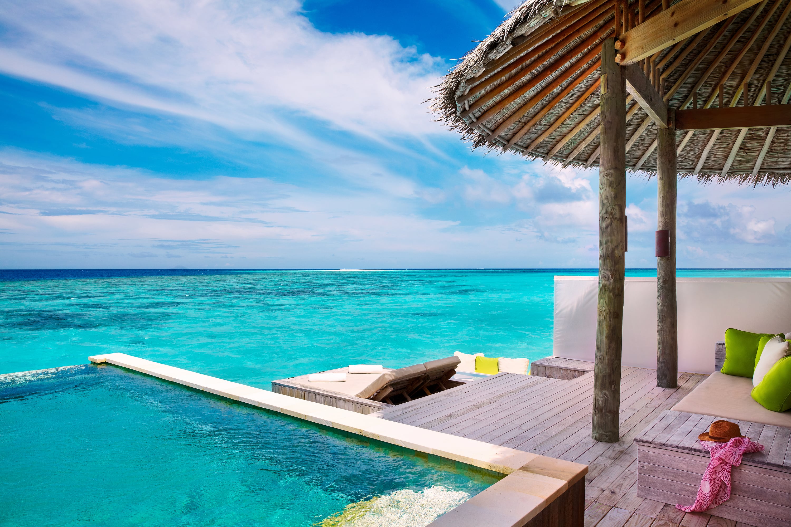 Sunset Laamu Water Villa with Pool im Six Senses Laamu