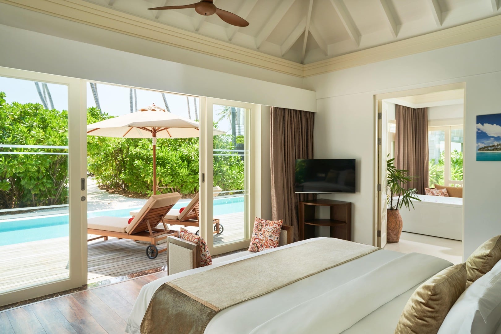Two Bedroom Beach Residence with Pool - Schlafzimmer 1 im Siyam World Maldives