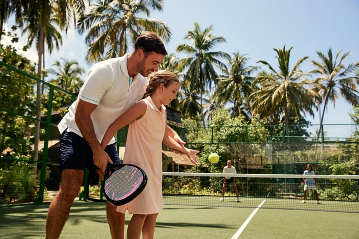 Pourquoi attendre la ruée des fêtes ?

Les meilleures villas à plusieurs chambres, les meilleures dates et les meilleures prestations reviennent à ceux qui planifient à l'avance.
Réservez vos vacances en famille au The St. Regis Maldives Vommuli Resort