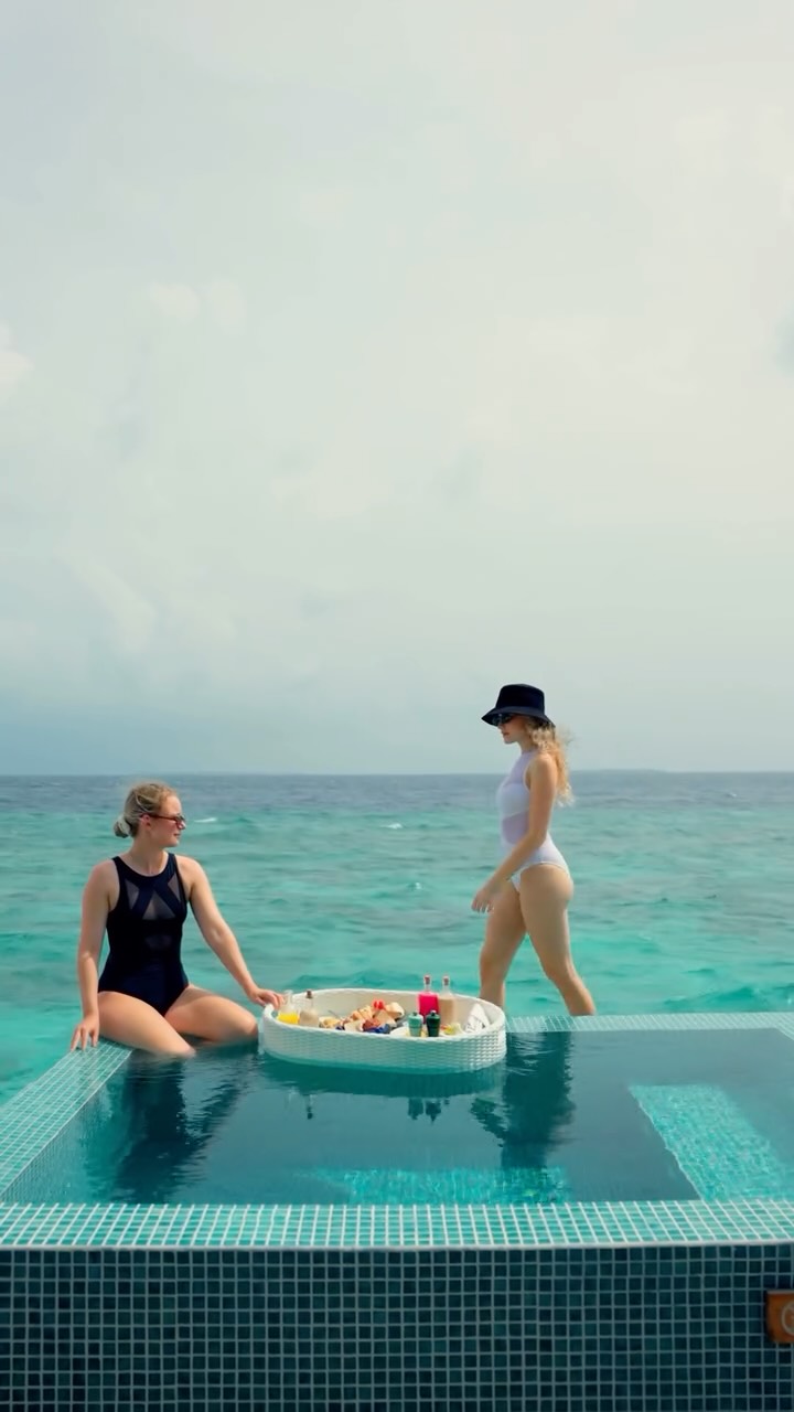 Ein Trip nur unter Freundinnen? Hier ist Ihr Canon Event. Denken Sie an ein schwimmendes Frühstück in Ihrem privaten Pool, endlosen Meerblick und beschwingte Gespräche.​

@annkathrinru 

#Hyatt #TheStandardMaldives