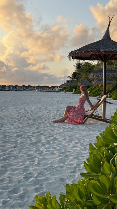 Follow me to the Maldives 🩵