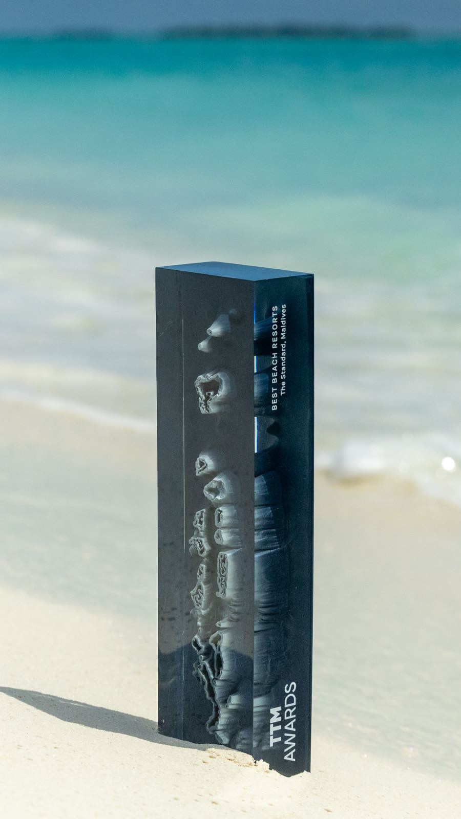 TTM AWARDS 2026 | BEST BEACH RESORT

Wir freuen uns, bekannt zu geben, dass The Standard, Maldives mit dem TTM Award 2026 für Best Beach Resort ausgezeichnet wurde.

Eingebettet in die leuchtenden Gewässer des Indi