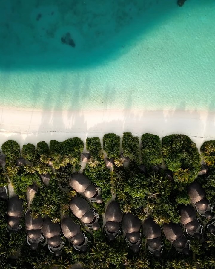 Sun Siyam Iru Fushi, where ocean horizons, thoughtful touches, and a sense of calm create something truly extraordinary.

#sunsiyam #irufushi #maldives