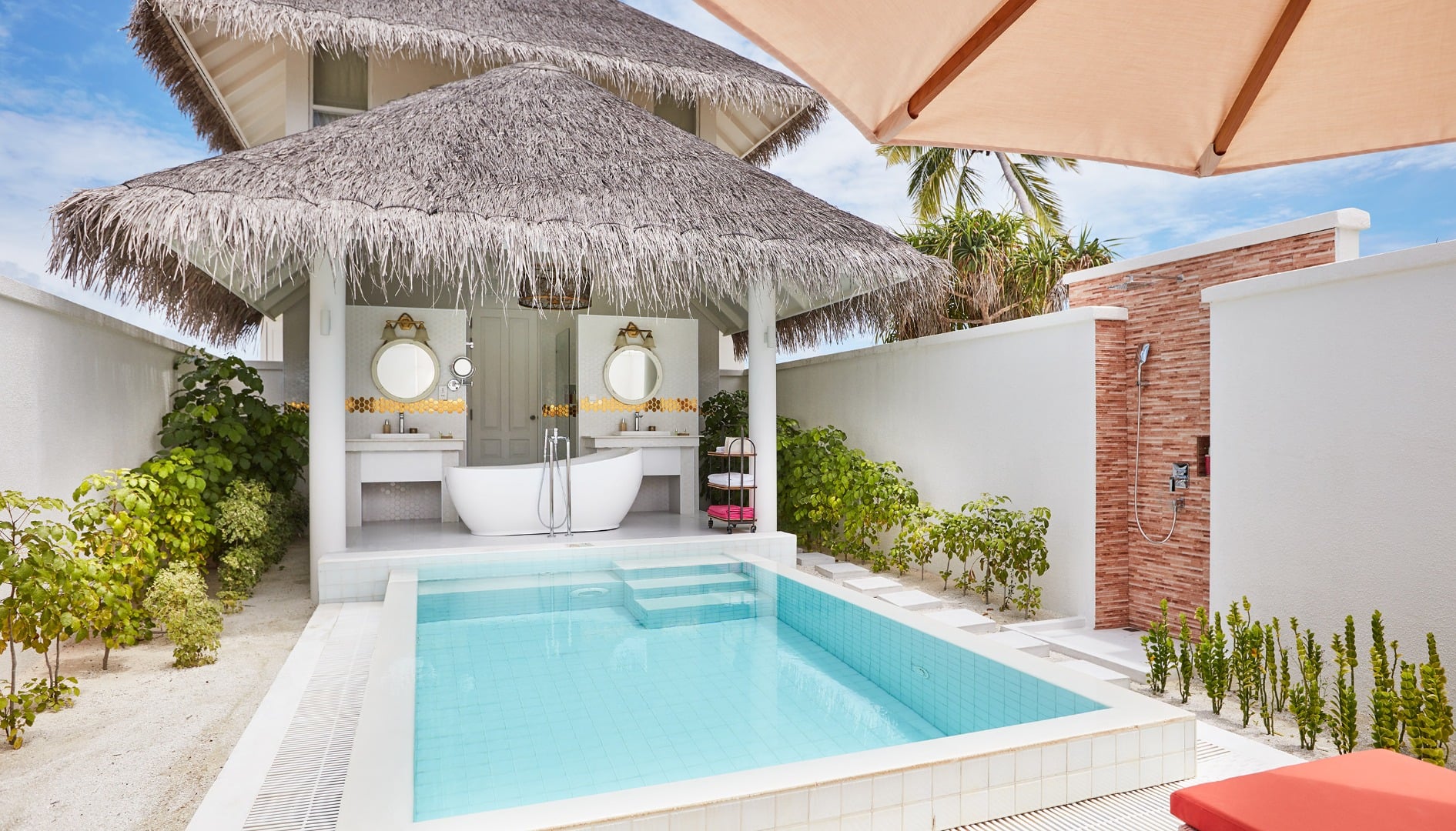 Beach Residence with Pool (Two Storey) im Sun Siyam Iru Veli