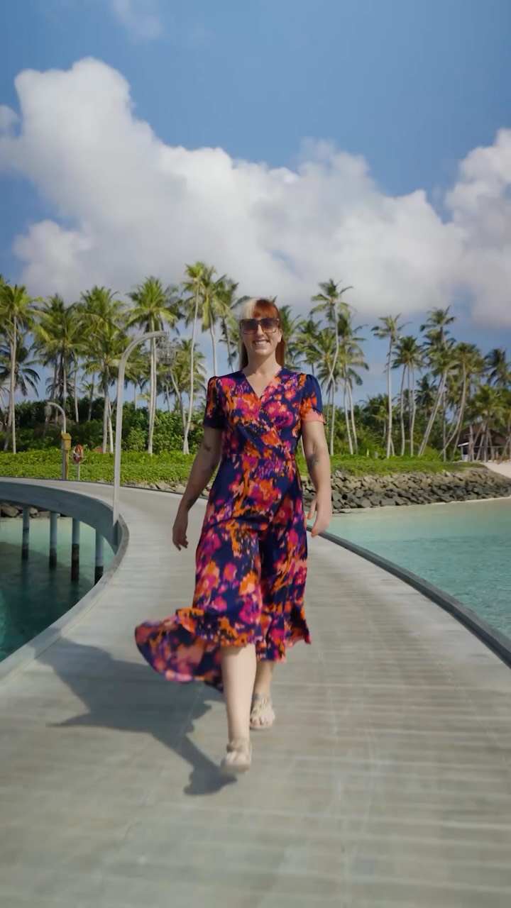 One walk, endless shades of paradise. 

Where every step at Sun Siyam Olhuveli brings a new view, a new mood, and another reason to slow down. 

@misshoopdidoo 

#sunsiyam #olhuveli #maldives