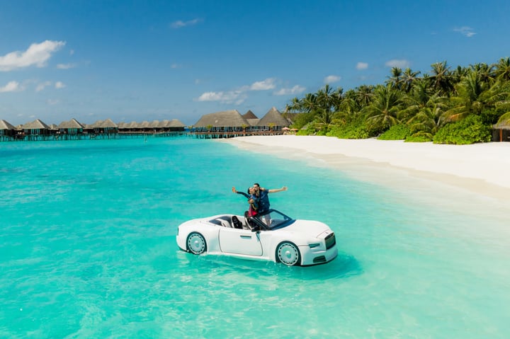 Photo shared by Mariam abdallah |مريم عبدالله🌸 on June 13, 2026 tagging @omargaber19, @sunsiyamvilureef, @_muitzz_, and @the_traveling_life_. May be an image of jet ski, convertible, roadster, horizo