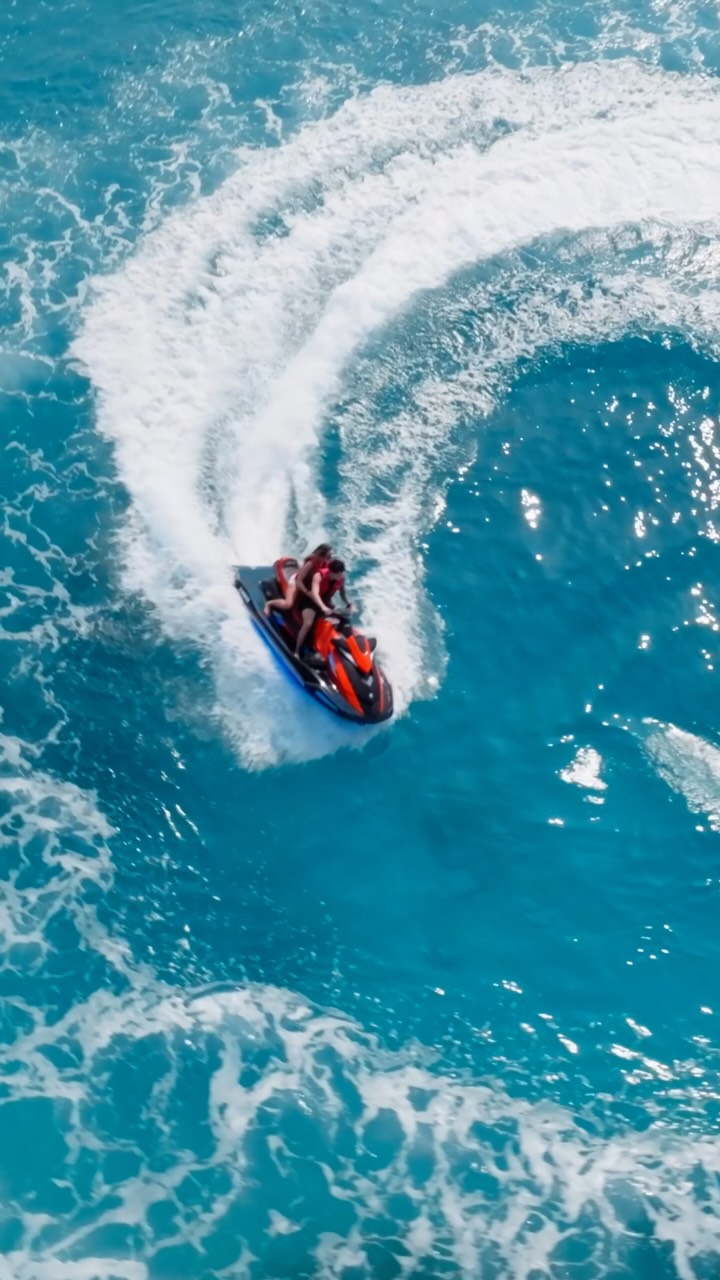 Mehr als ein Reiseziel. Es ist ein Abenteuer, das auf Sie wartet.

#sunsiyam #vilureef #maldives #maldivesislands #watersports