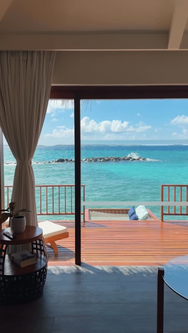 Imagine the soundtrack to your morning being the gentle lap of waves against your villa. 

For reservations - Link in bio. 

#TajCoralReef #Tajresorts #Overwatervilla #oceanview #maldivesresorts