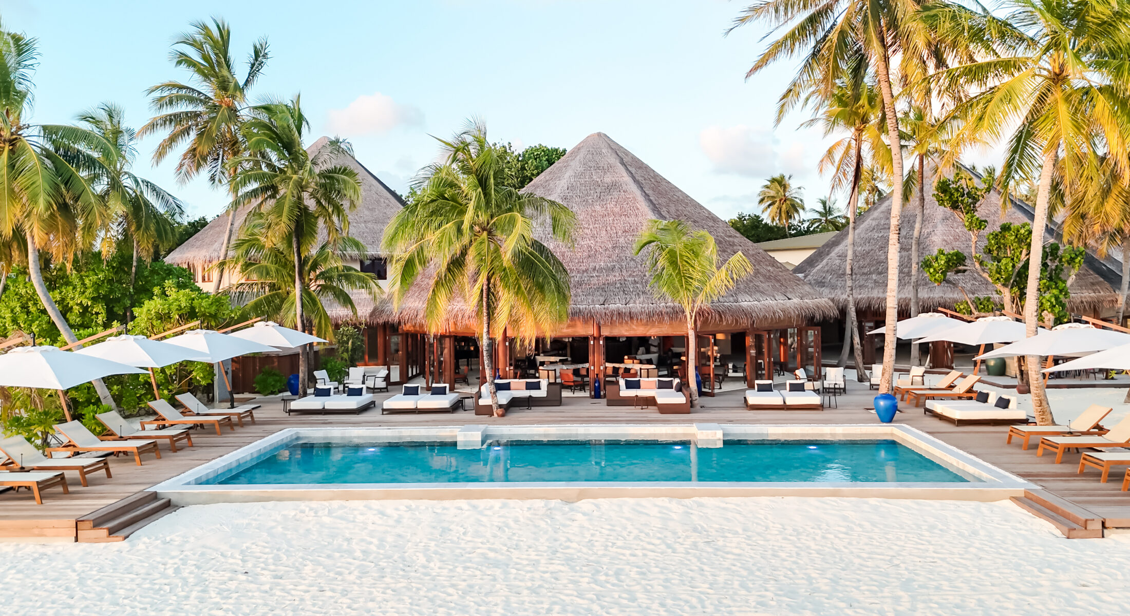Akoya | Sea Lounge restaurant