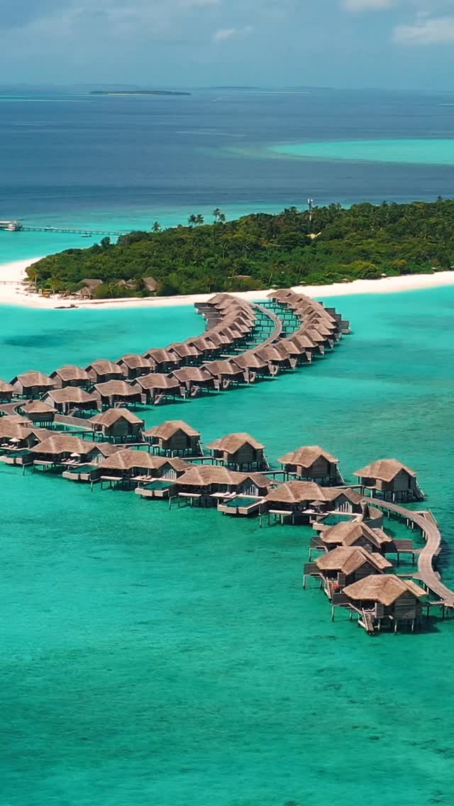 We are proud to share that Vakkaru Maldives has been named the No. 9 Resort in Asia in the Travel + Leisure World’s Best Awards 2026, with an exceptional global score of 99.30.

This recognition refle