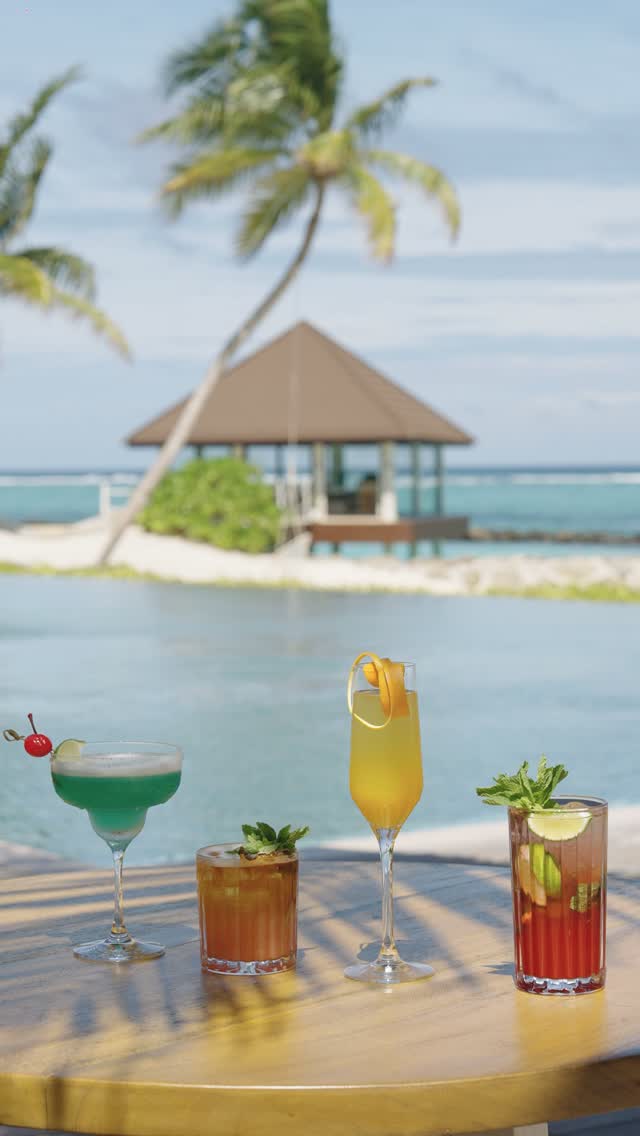 Our creative team crafts nature-inspired refreshments with sincere care and flair. We even made the weather brighter for you today! ⁠
⁠
Join us by the pool to discover your new favourite tropical flav