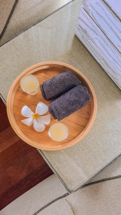 spa day nas Maldivas 🧖🏻‍♀️🧖🏻‍♂️🇲🇻 uma experiência de relaxamento com óleos e chás ✨

#maldivas #spaday #luademel #nivavelassarumaldives