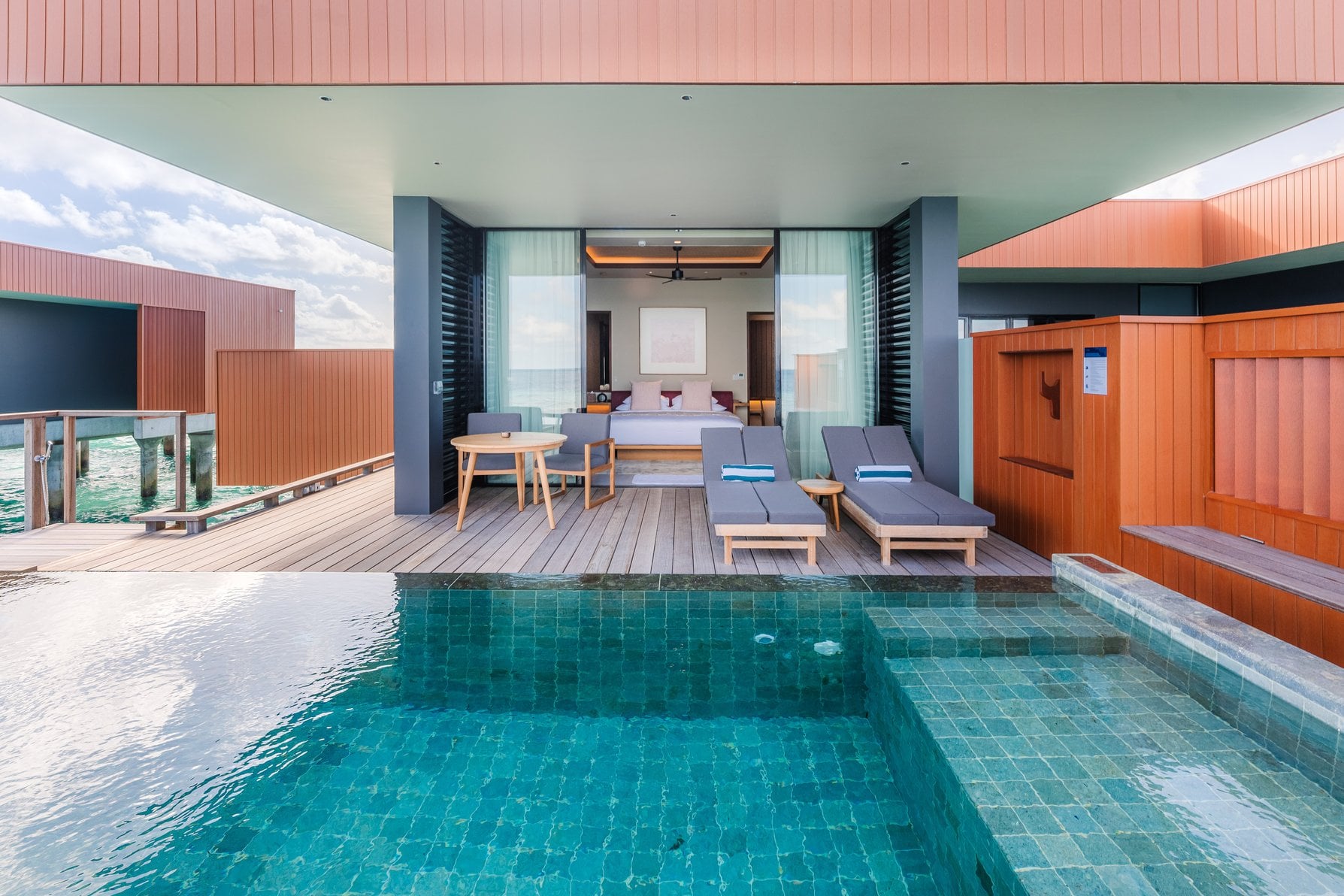 2BR Ocean Pool Villa, Außenansicht im Veligandu Maldives Resort Island