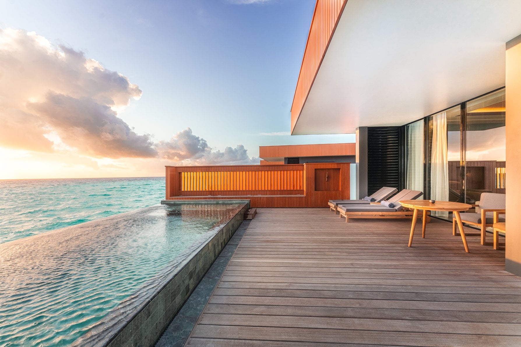 Sunset Ocean Pool Villa, Außenansicht im Veligandu Maldives Resort Island