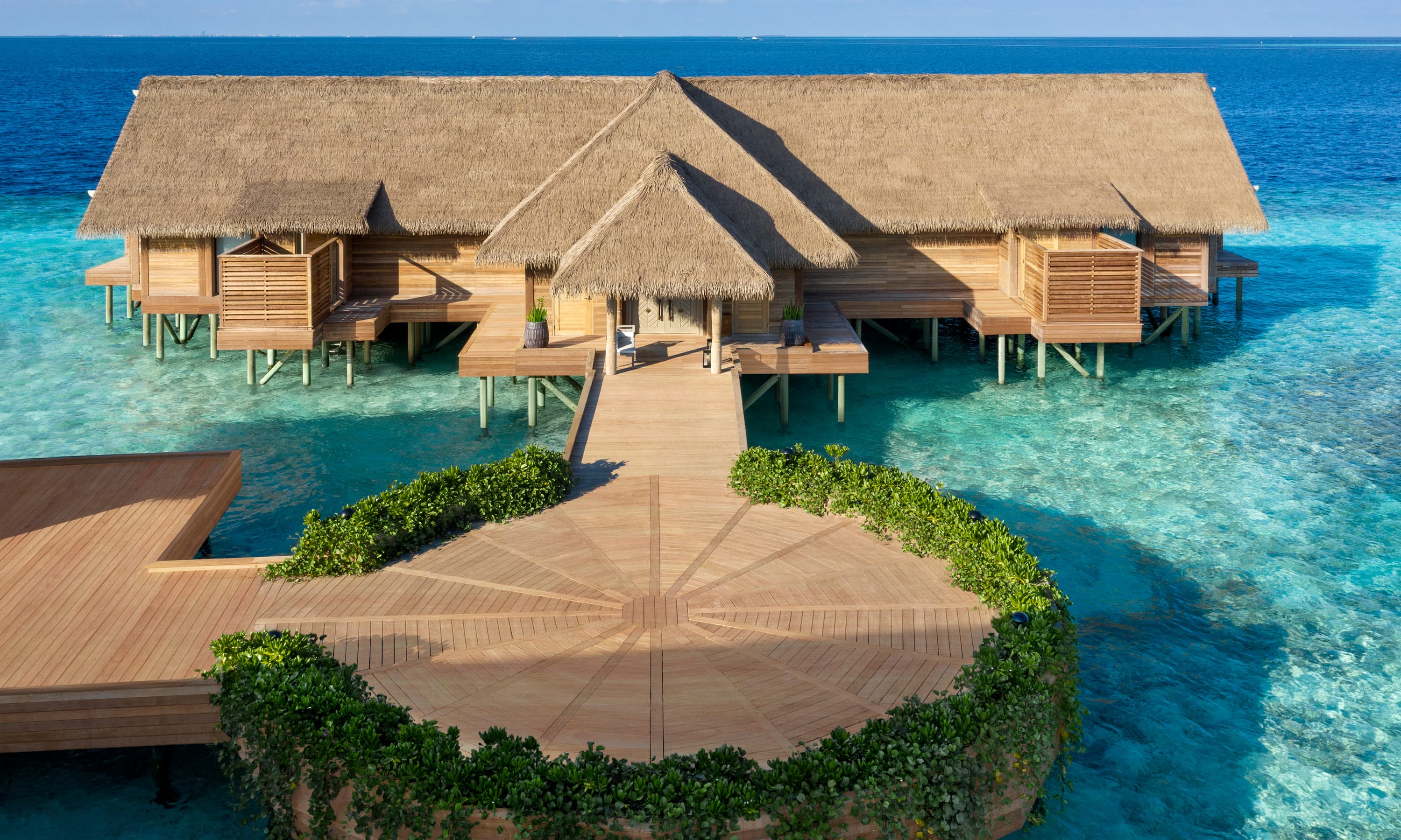 Two Bedroom Overwater Villa bei Waldorf Astoria Maldives Ithaafushi
