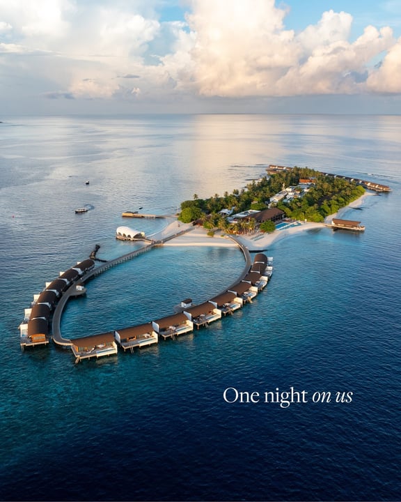Horizon does all the talking. 

Enjoy Stay 5, Pay 4 when you redeem your Marriott Bonvoy points at #WestinMaldives. 

Visit westin-maldives.com to learn about this exclusive offer. 

#Westin #VisitMal