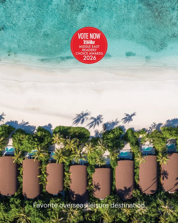 Foto von The Westin Maldives vom 17. August 2026. Könnte ein Bild von Poster, Magazin, Strand und Text sein, auf dem „VOTENOW VOTE NOW Taveller MIDDLE EAST READERS CHOICE AWARDS CHOICEAWARDS DS 2026 Favorit“ steht